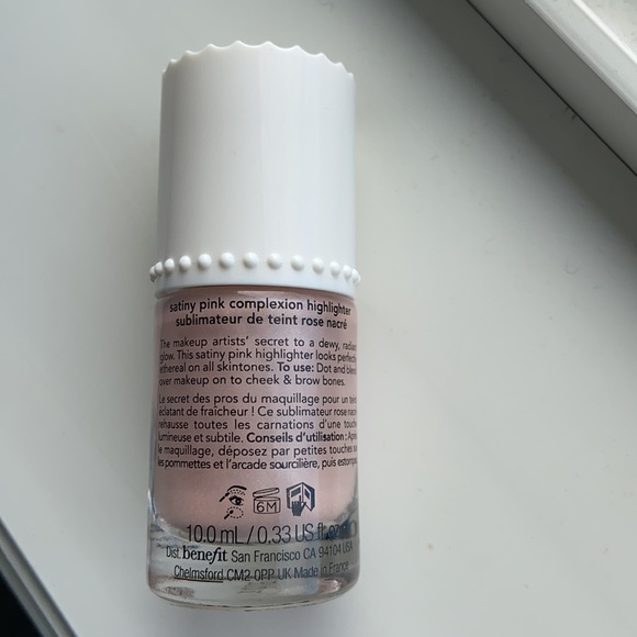 Benefit High Beam 10ml/0.33 ounces - Picture 2 of 2